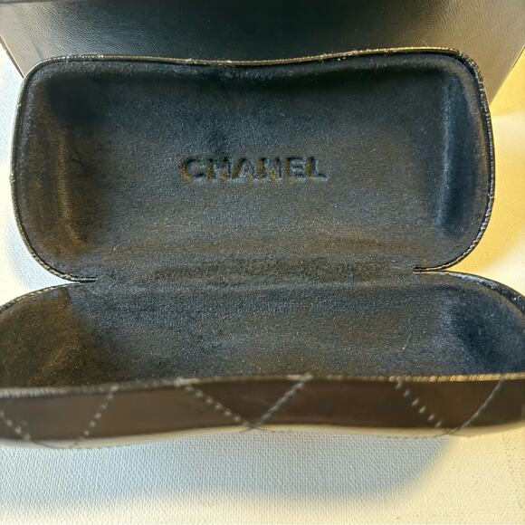 Chanel oversized tortoiseshell model 5128 sunglasses - Picture 8 of 13